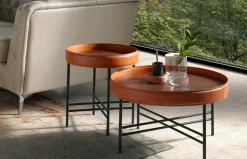 2 Mesas de centro redondas tapizadas en piel 2058-9 de Ángel Cerdá