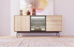 Aparador vitrina Qubic 2.0 modelo 877 de Piñero y Cabrero