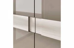 Armario con puertas abatibles IV de A.Brito