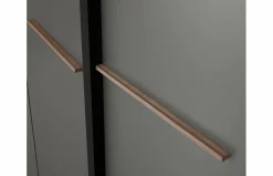 Armario con puertas batientes Mikado de Emedé