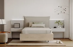 Dormitorio con cabecero de cojín Cushion y luz LED de Lagrama