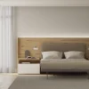 Dormitorio con cabecero de madera y tapizado Limit+Essential de Lagrama
