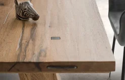 Mesa de comedor fija Castle de Devina Nais