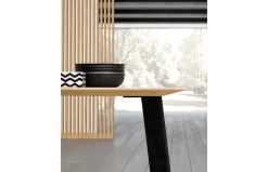 Mesa de comedor Manhattan con pata Pass de Devina Nais