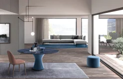 Mesa de comedor Manhattan Ring con pata Monolith de Devina Nais