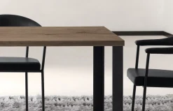 Mesa de comedor Smart con pata Side de Devina Nais